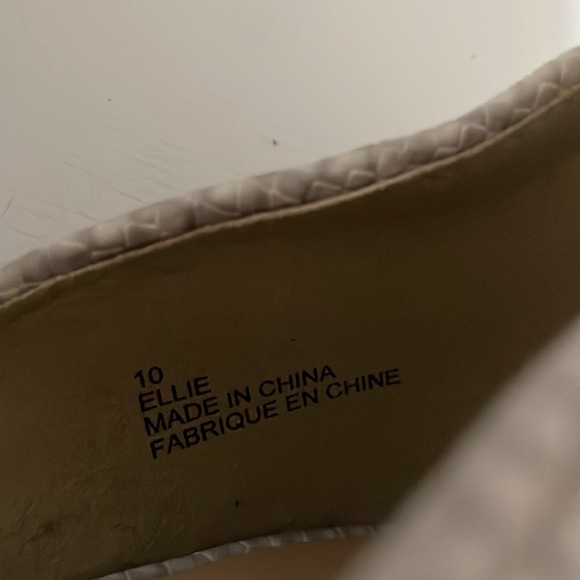 Open sided faux snake skin shoes - Picture 4 of 6